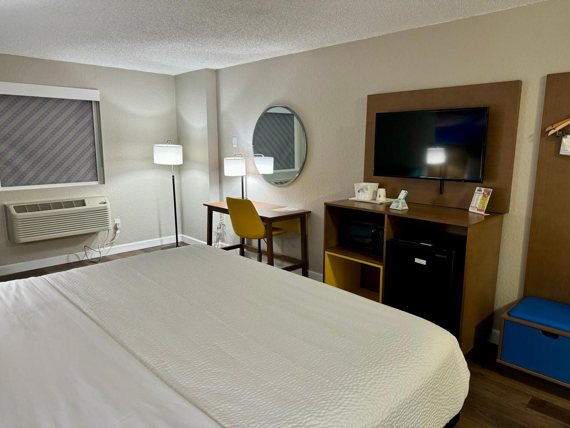 Days Inn By Wyndham Sarasota I-75 Vamo Eksteriør bilde