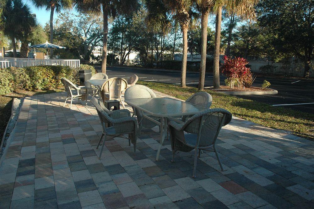 Days Inn By Wyndham Sarasota I-75 Vamo Eksteriør bilde